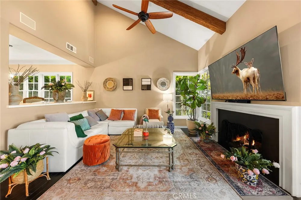 57 Hillsdale Newport Beach, CA 92660