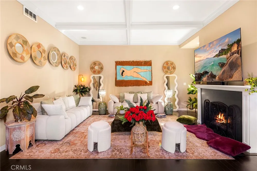 57 Hillsdale Newport Beach, CA 92660