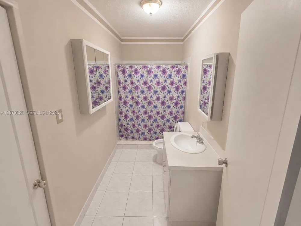 6771 Freedom St #1 Hollywood, FL 33024