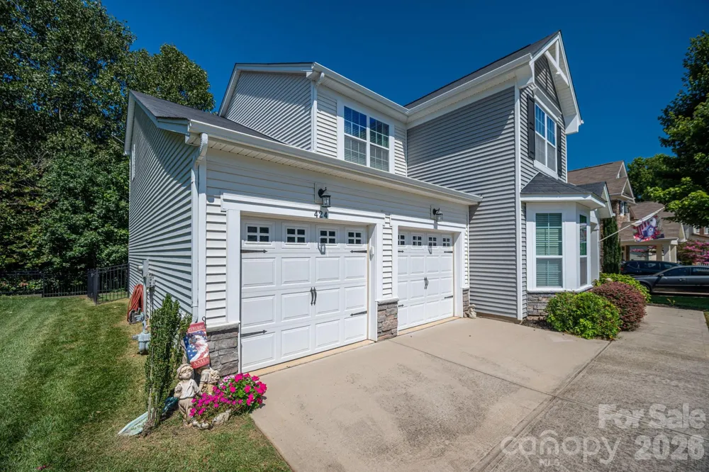 424 Planters Way Mount Holly, NC 28120