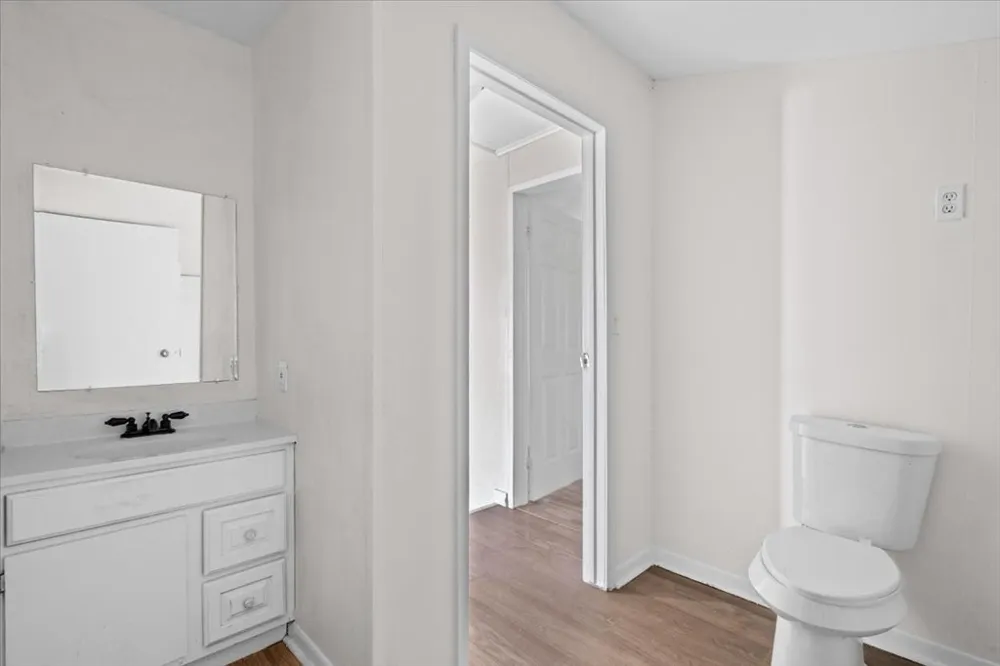 103 W Beaumont Thrall, TX 76578