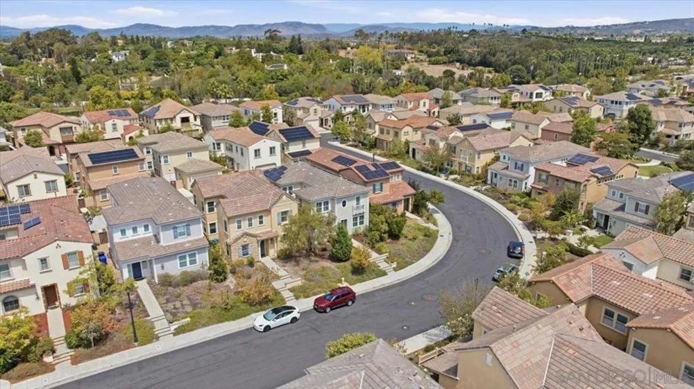 6692 Dondero Trail San Diego, CA 92130