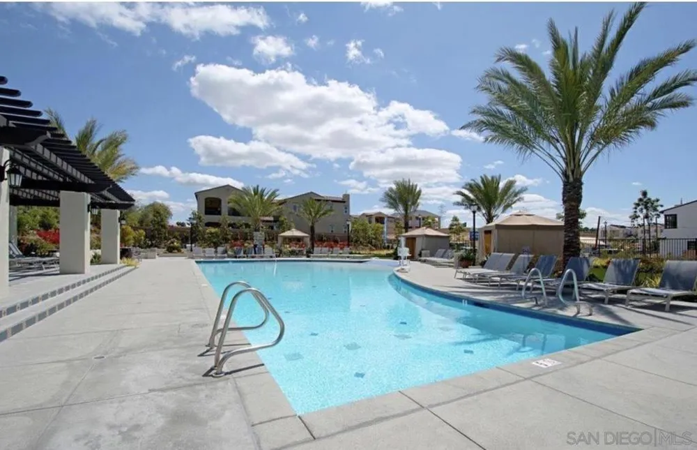 6692 Dondero Trail San Diego, CA 92130