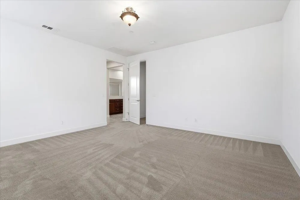 6692 Dondero Trail San Diego, CA 92130