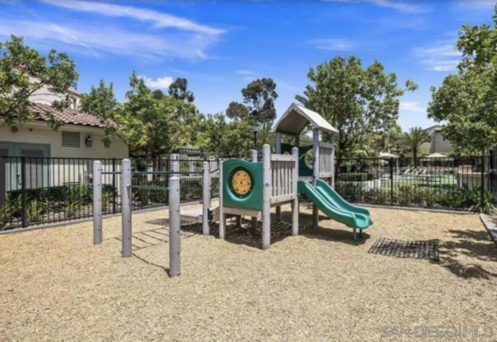 6692 Dondero Trail San Diego, CA 92130
