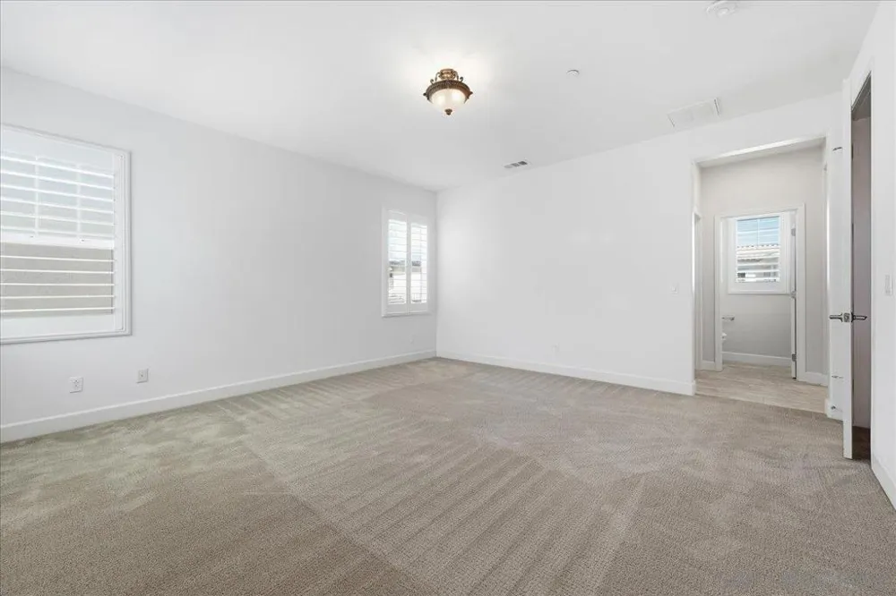 6692 Dondero Trail San Diego, CA 92130