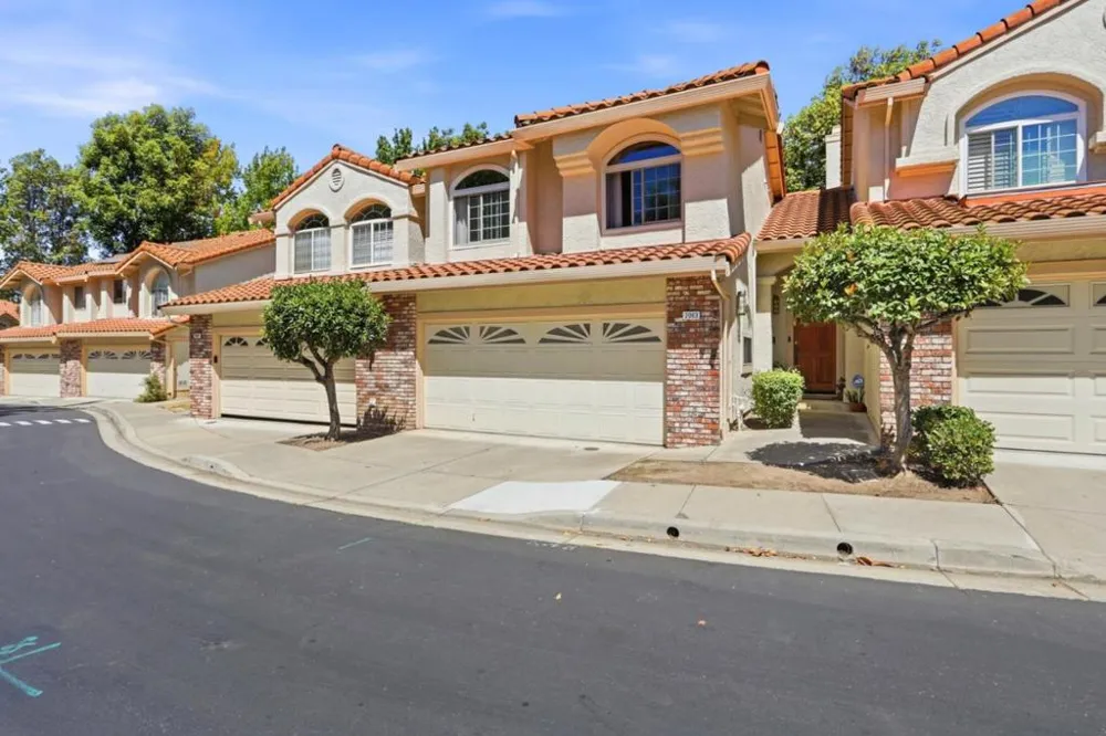 2063 Calle Mesa Alta Milpitas, CA 95035