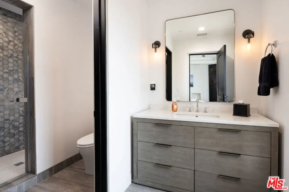 1213 Harbor Hills Drive Santa Barbara, CA 93109