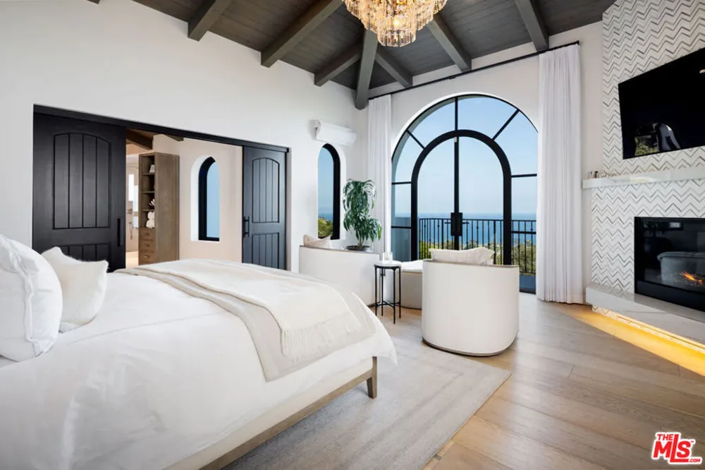 1213 Harbor Hills Drive Santa Barbara, CA 93109