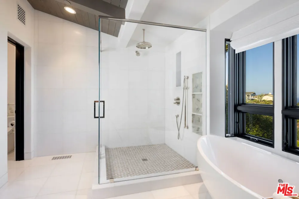1213 Harbor Hills Drive Santa Barbara, CA 93109