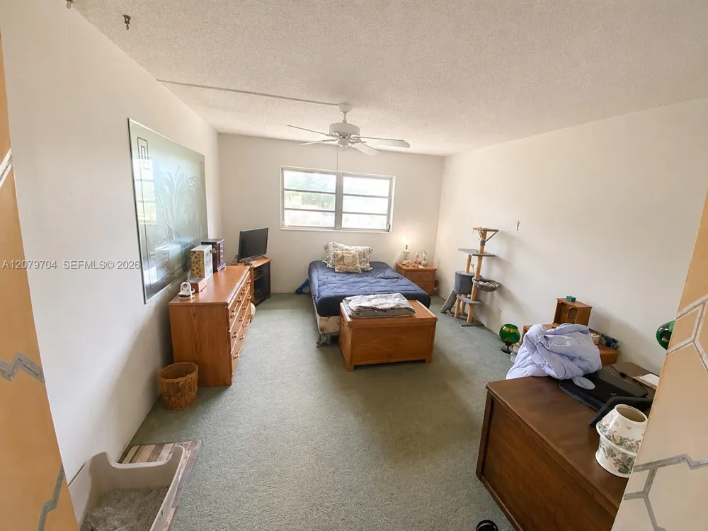 1751 NW 75th Ave #303 Plantation, FL 33313