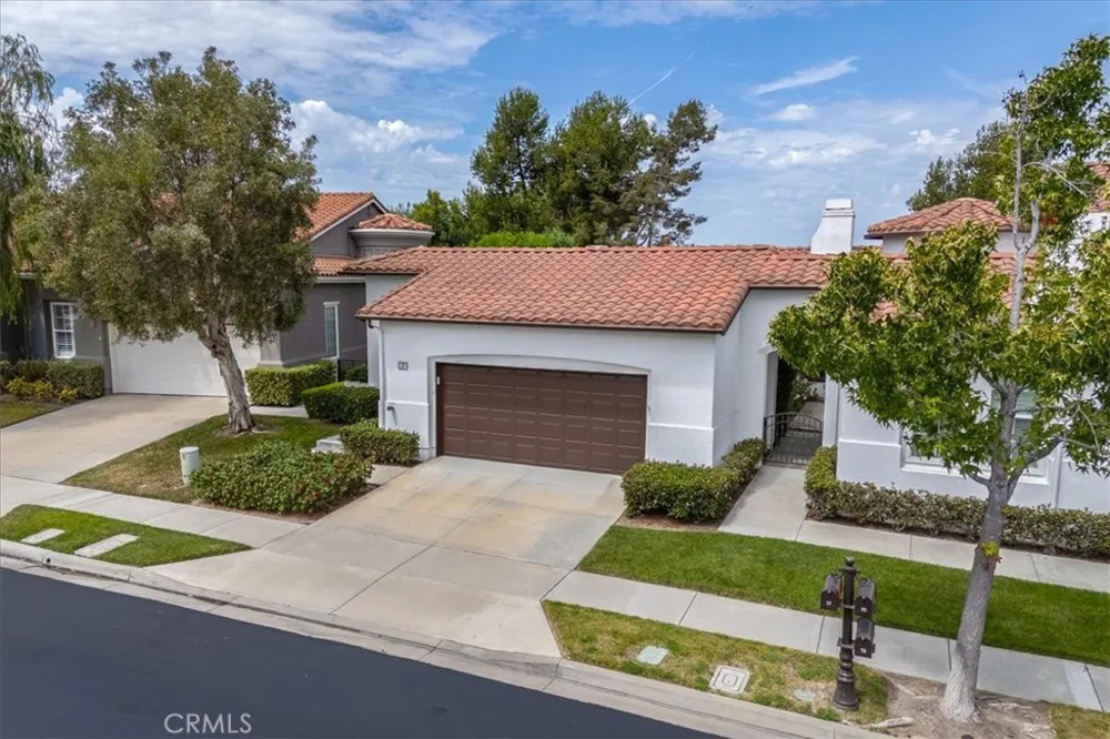 17 Corte Pinturas San Clemente, CA 92673