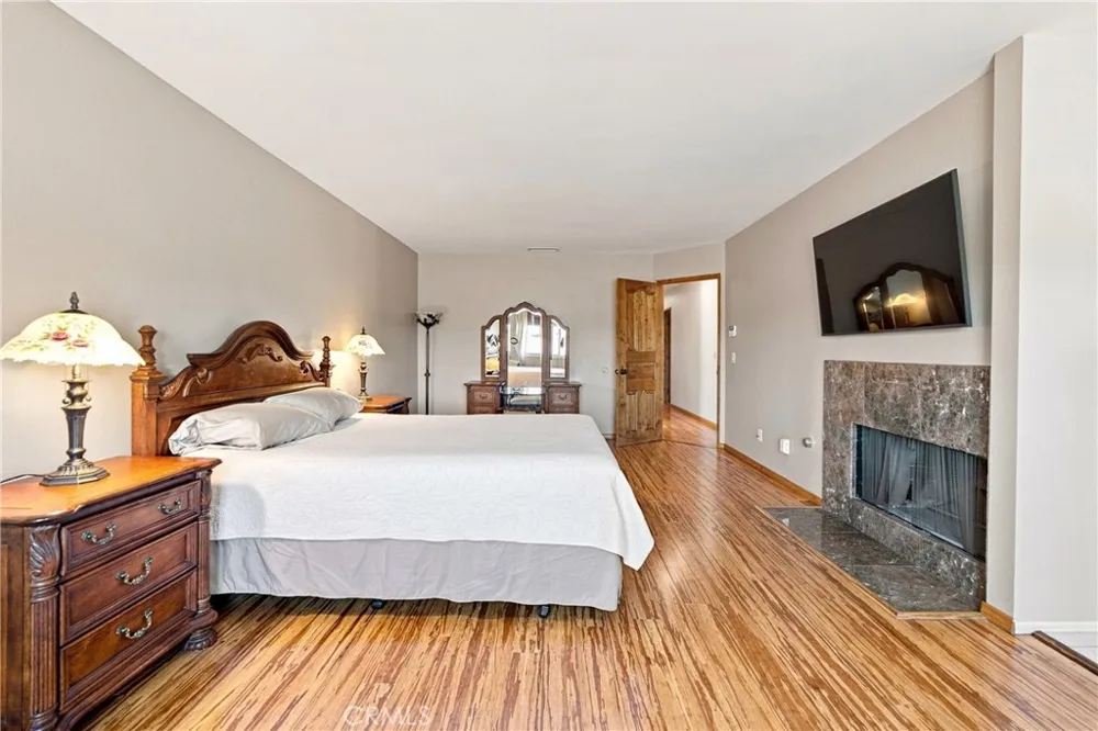 14692 Danbrook Drive Whittier, CA 90604