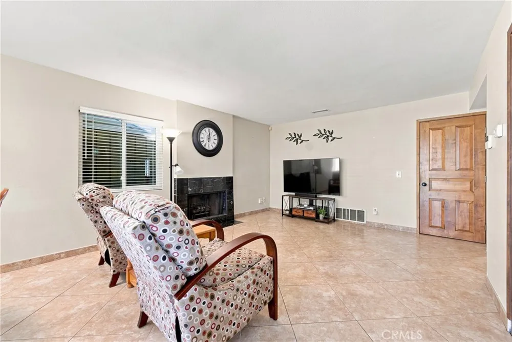 14692 Danbrook Drive Whittier, CA 90604