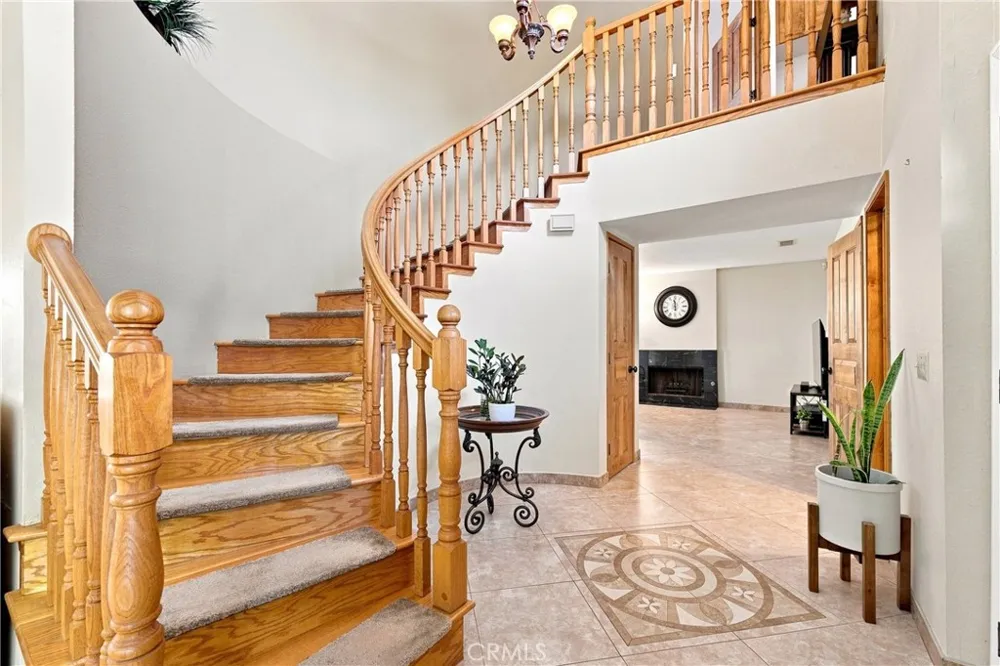 14692 Danbrook Drive Whittier, CA 90604
