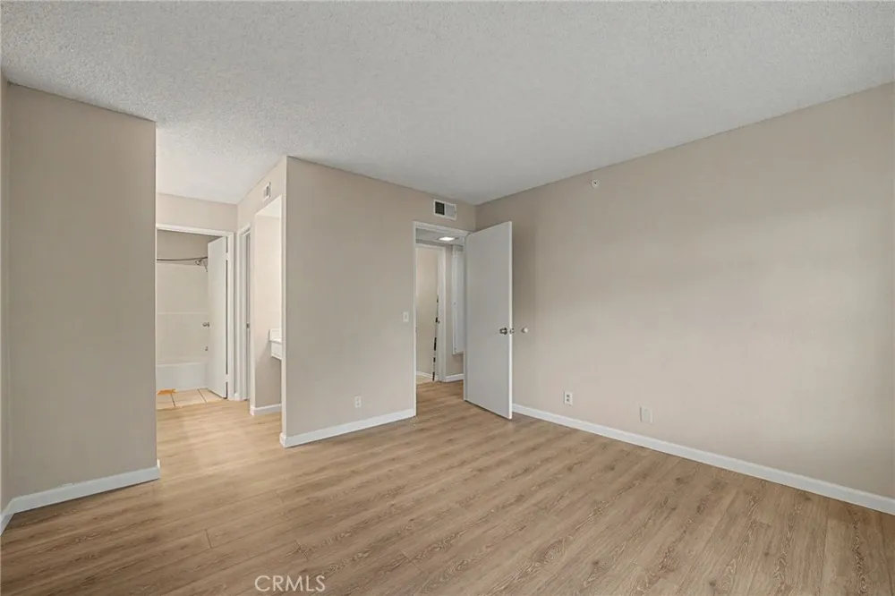 1754 Shady Oaks Court Azusa, CA 91702
