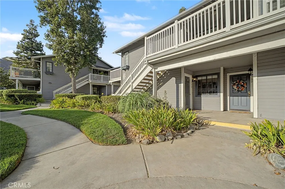 1754 Shady Oaks Court Azusa, CA 91702