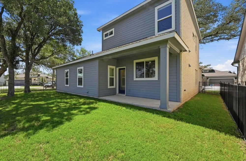 237 Reveille Drive Kyle, TX 78640