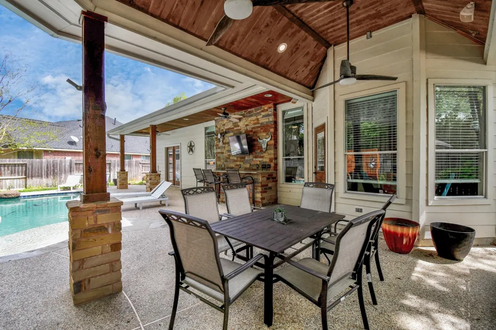7 New Dawn Place Conroe, TX 77385