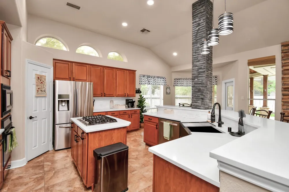 7 New Dawn Place Conroe, TX 77385