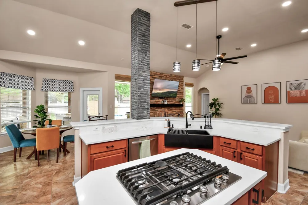7 New Dawn Place Conroe, TX 77385