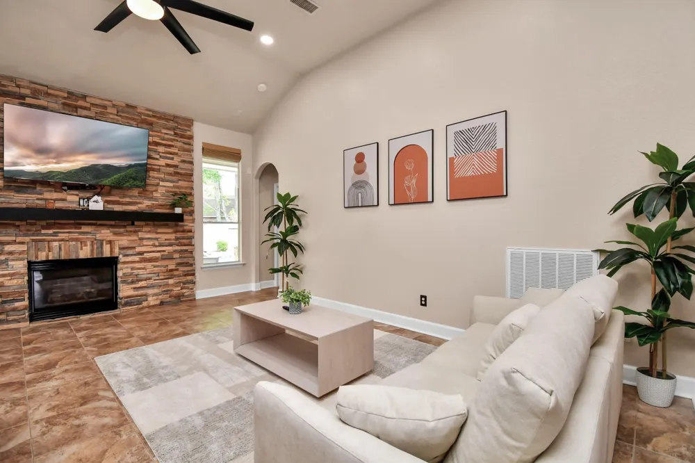 7 New Dawn Place Conroe, TX 77385