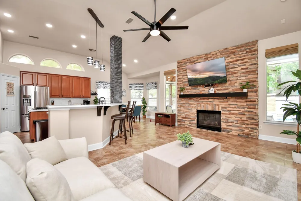 7 New Dawn Place Conroe, TX 77385