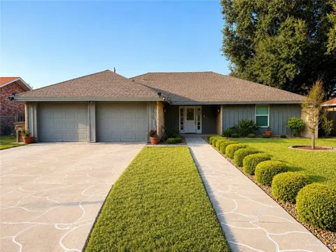 2819 Anacua Drive