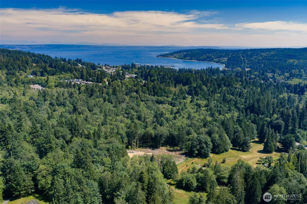 10119 NE Shorty Campbell Road Kingston, WA 98346