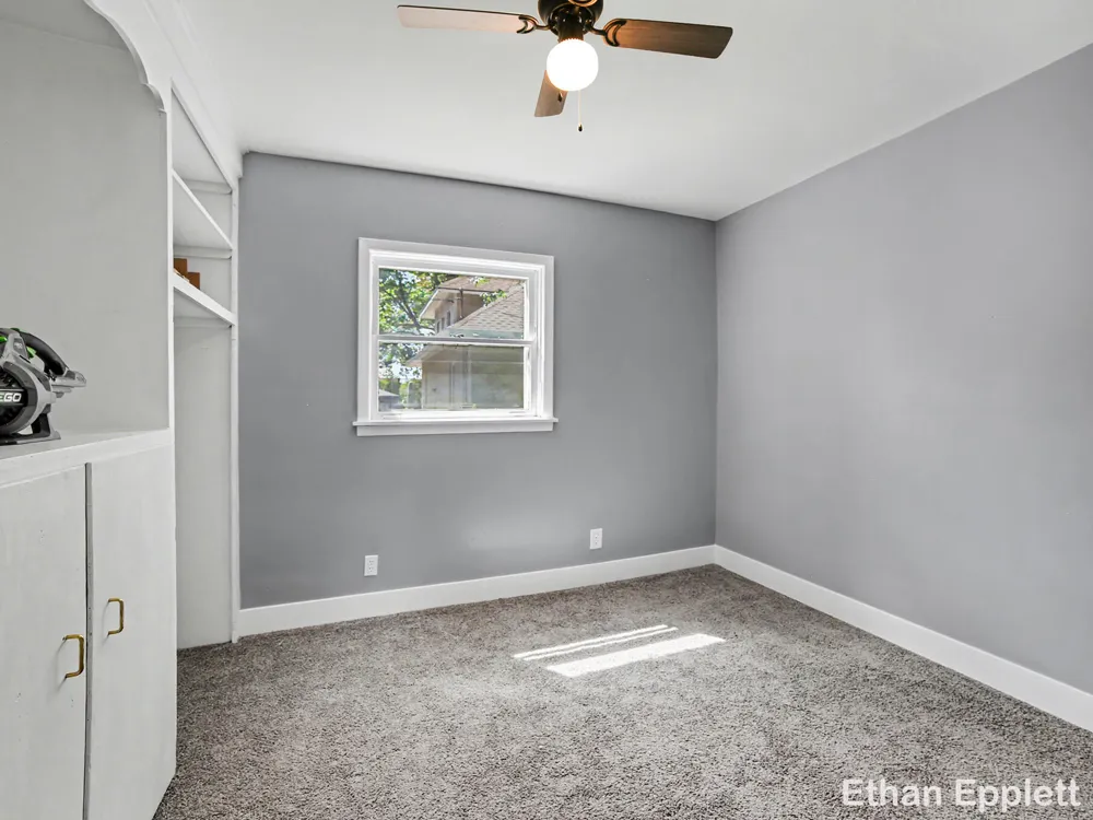 1532 Leahy Street Muskegon City, MI 49442