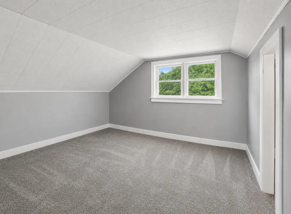 1532 Leahy Street Muskegon City, MI 49442