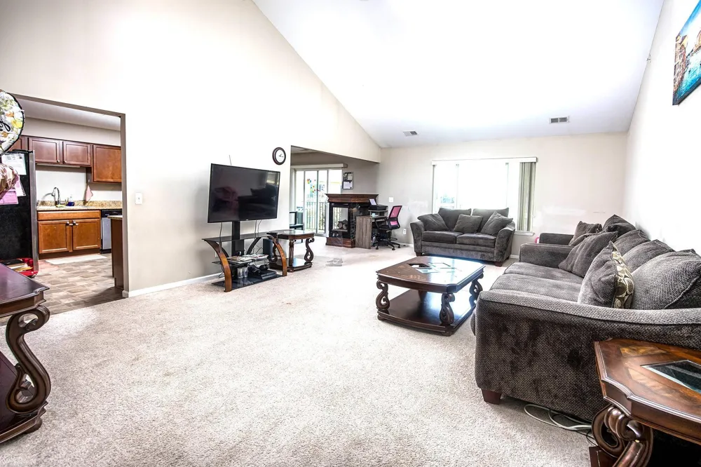 14225 Shadywood Drive Sterling Heights City, MI 48312
