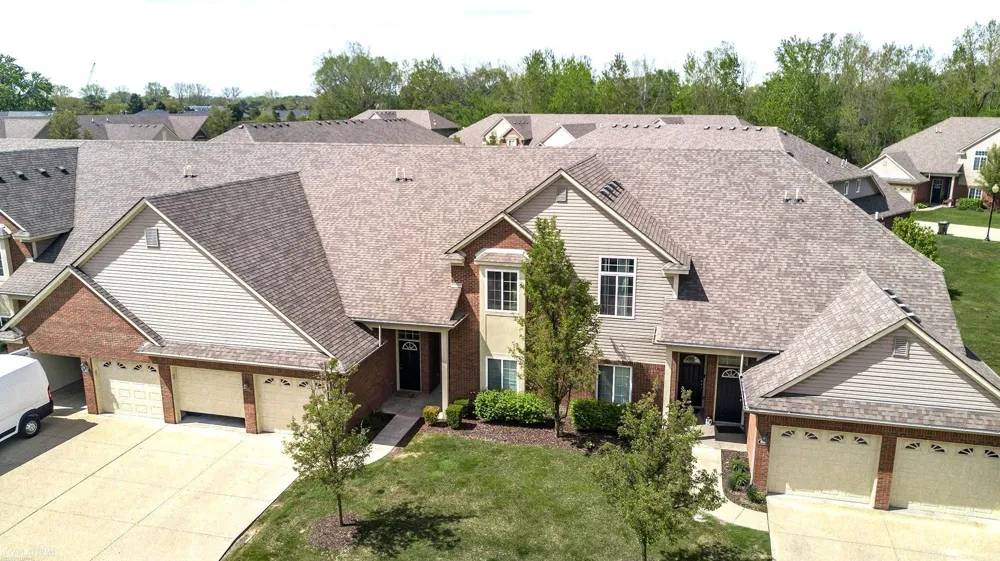 14225 Shadywood Drive Sterling Heights City, MI 48312