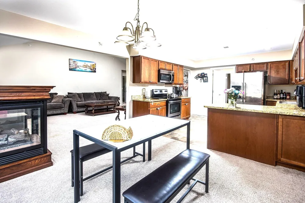 14225 Shadywood Drive Sterling Heights City, MI 48312