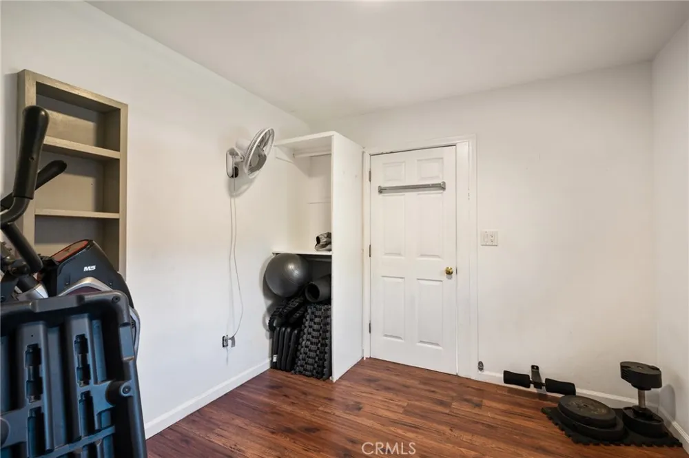 1606 E Sandison Wilmington, CA 90744