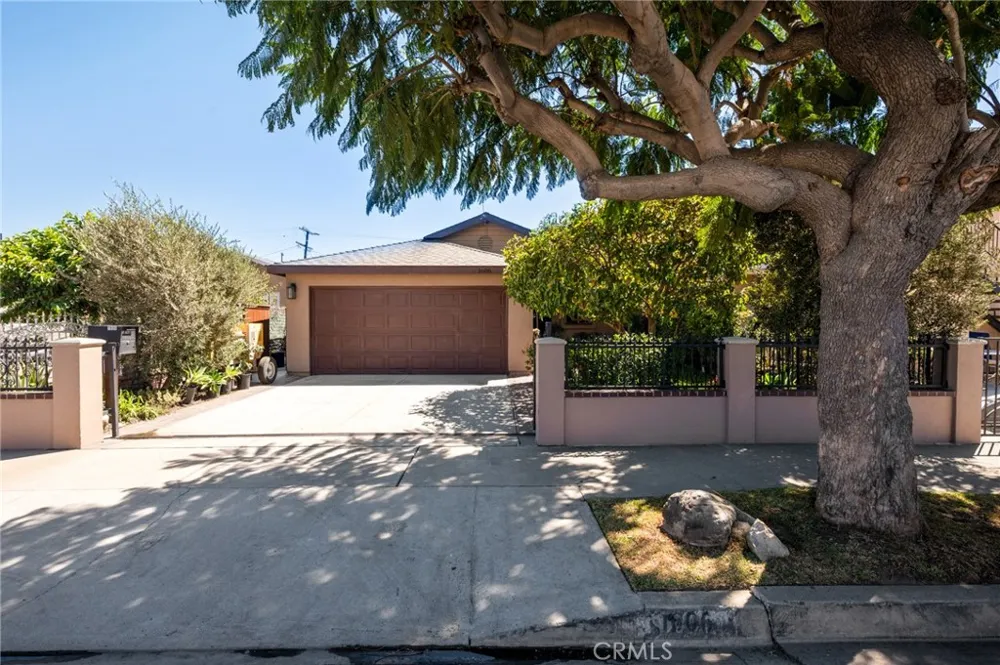 1606 E Sandison Wilmington, CA 90744