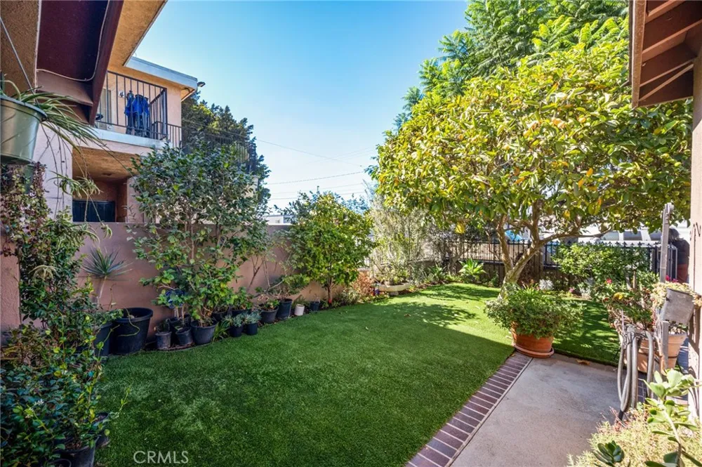 1606 E Sandison Wilmington, CA 90744