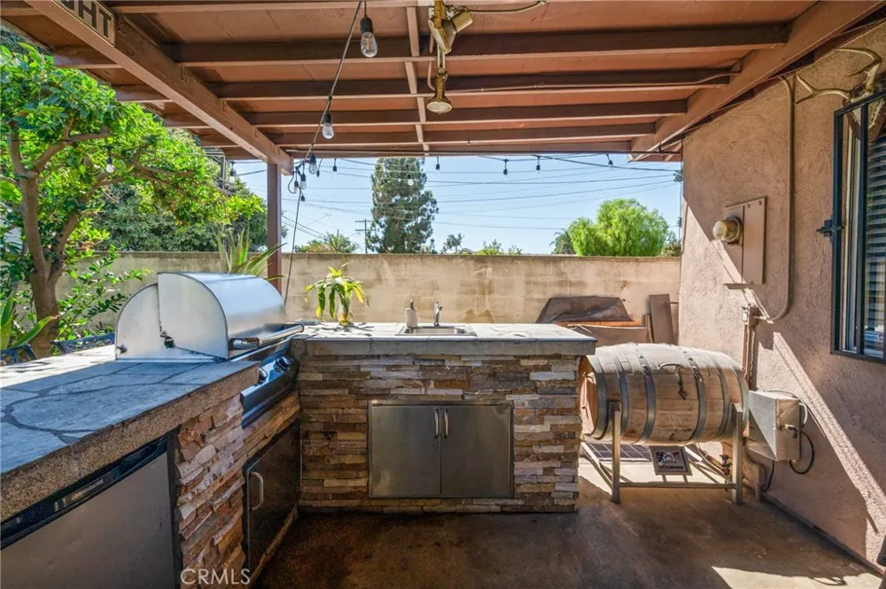 1606 E Sandison Wilmington, CA 90744