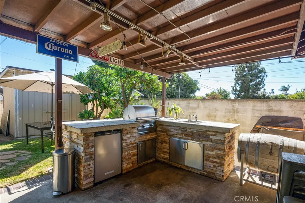 1606 E Sandison Wilmington, CA 90744