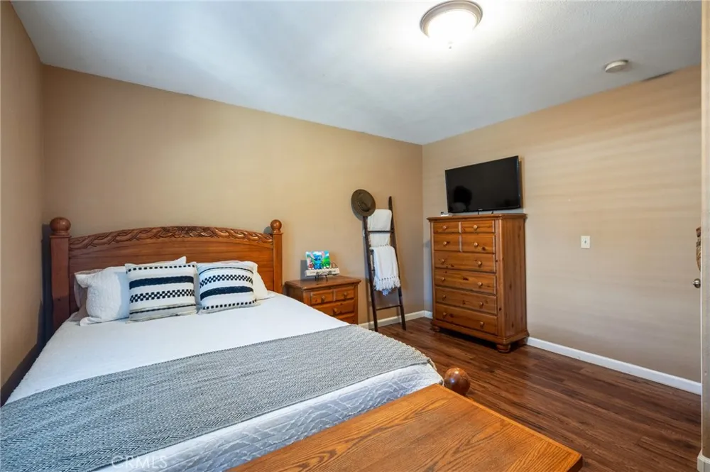 1606 E Sandison Wilmington, CA 90744