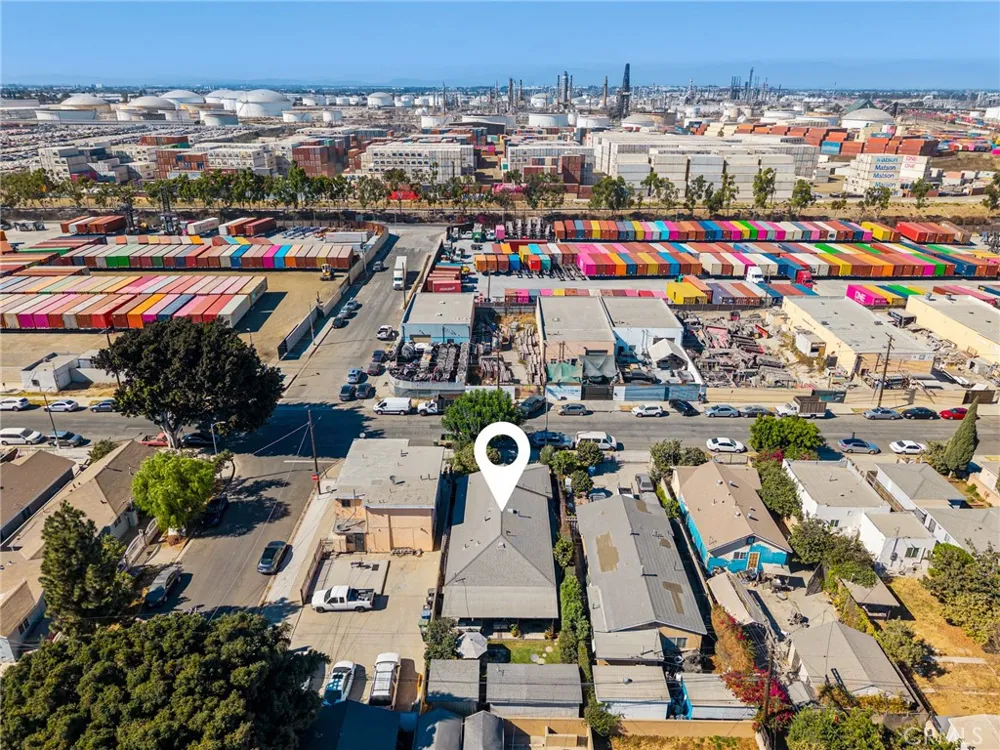1606 E Sandison Wilmington, CA 90744