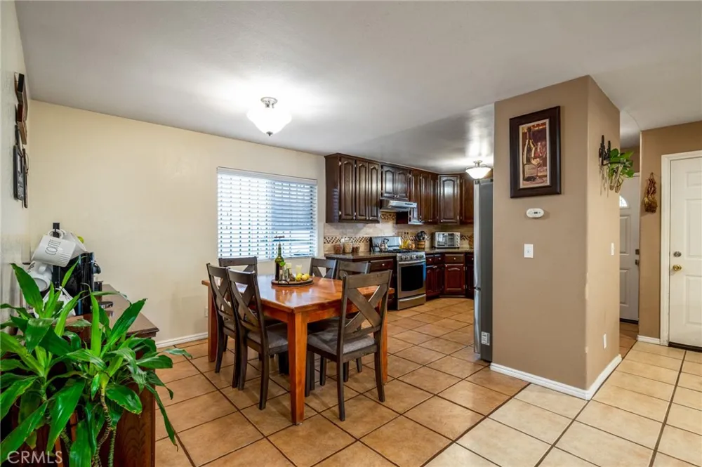 1606 E Sandison Wilmington, CA 90744