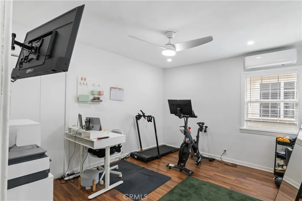 714 Brady East Los Angeles, CA 90022