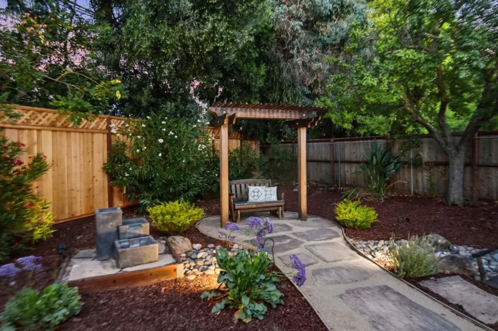 6894 Serenity Court San Jose, CA 95120
