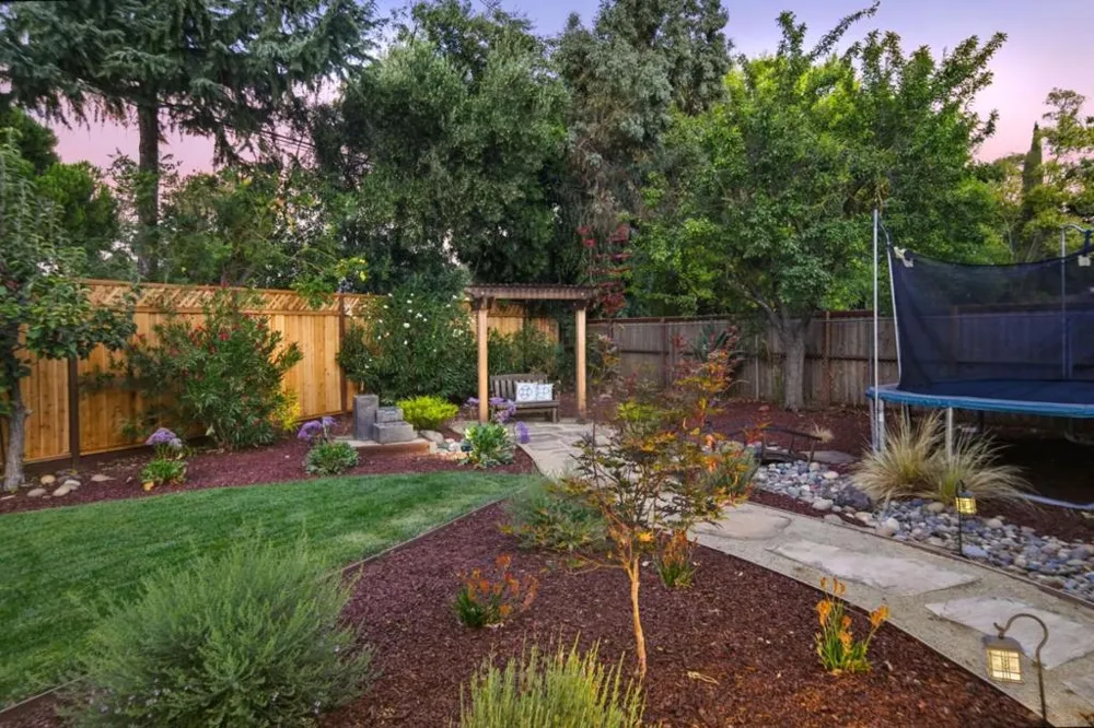 6894 Serenity Court San Jose, CA 95120