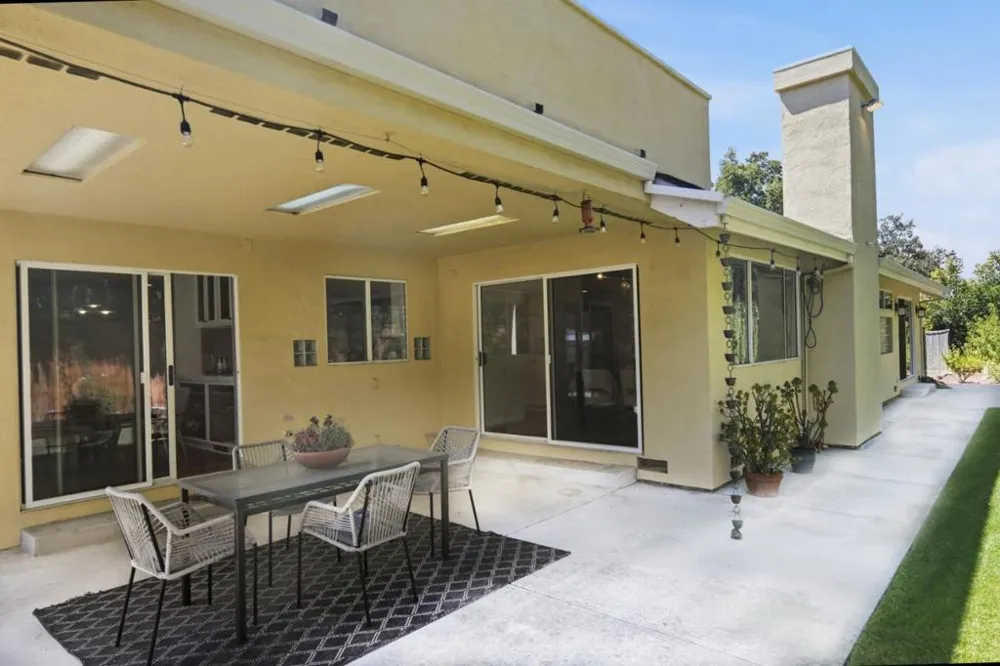 6894 Serenity Court San Jose, CA 95120