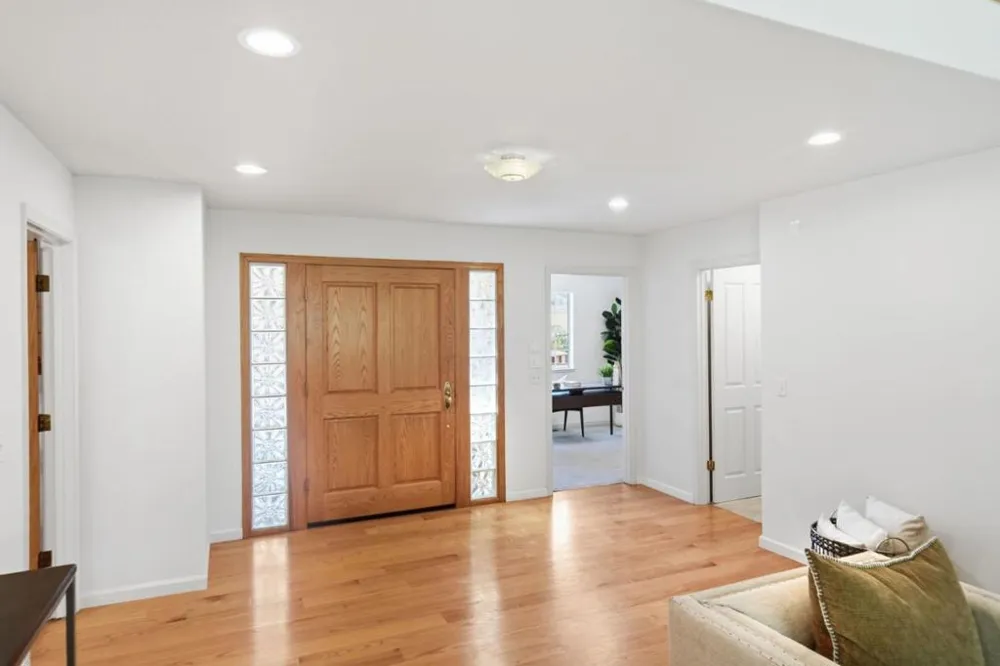 6894 Serenity Court San Jose, CA 95120