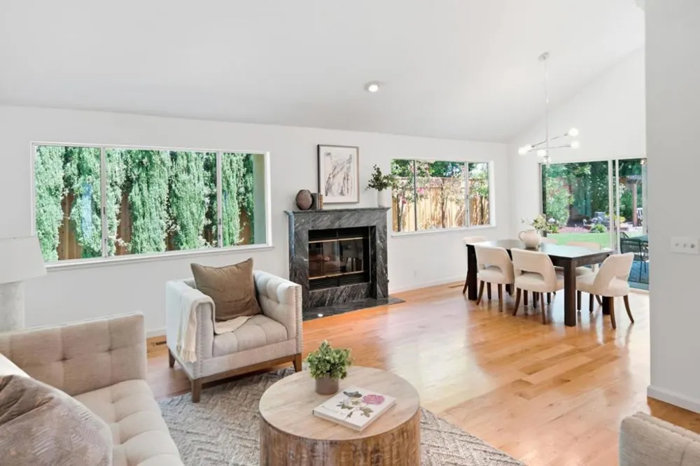 6894 Serenity Court San Jose, CA 95120