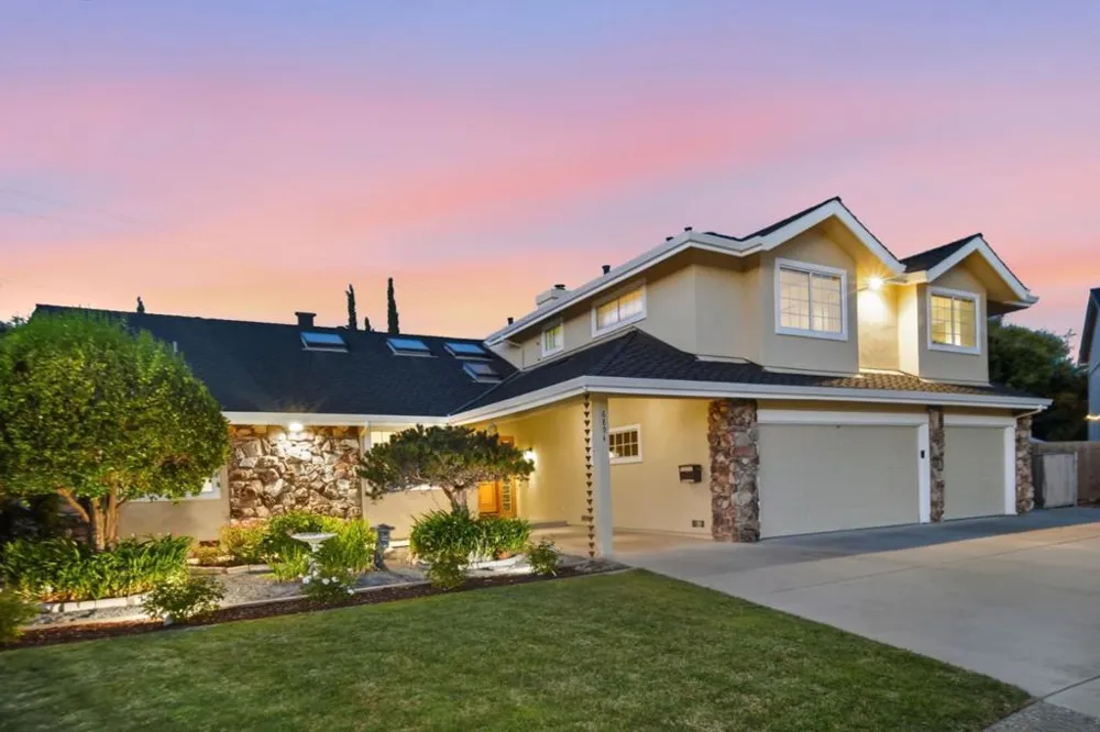 6894 Serenity Court San Jose, CA 95120