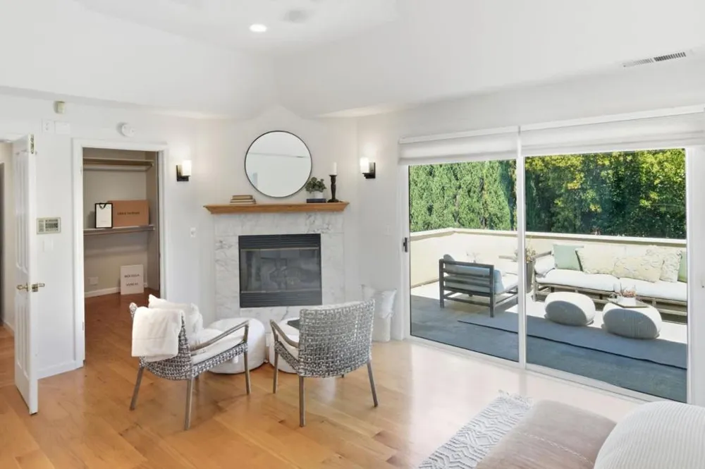 6894 Serenity Court San Jose, CA 95120